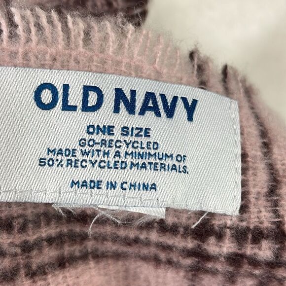 Old Navy Plaid Colorful warm soft large scarf - Picture 7 of 7